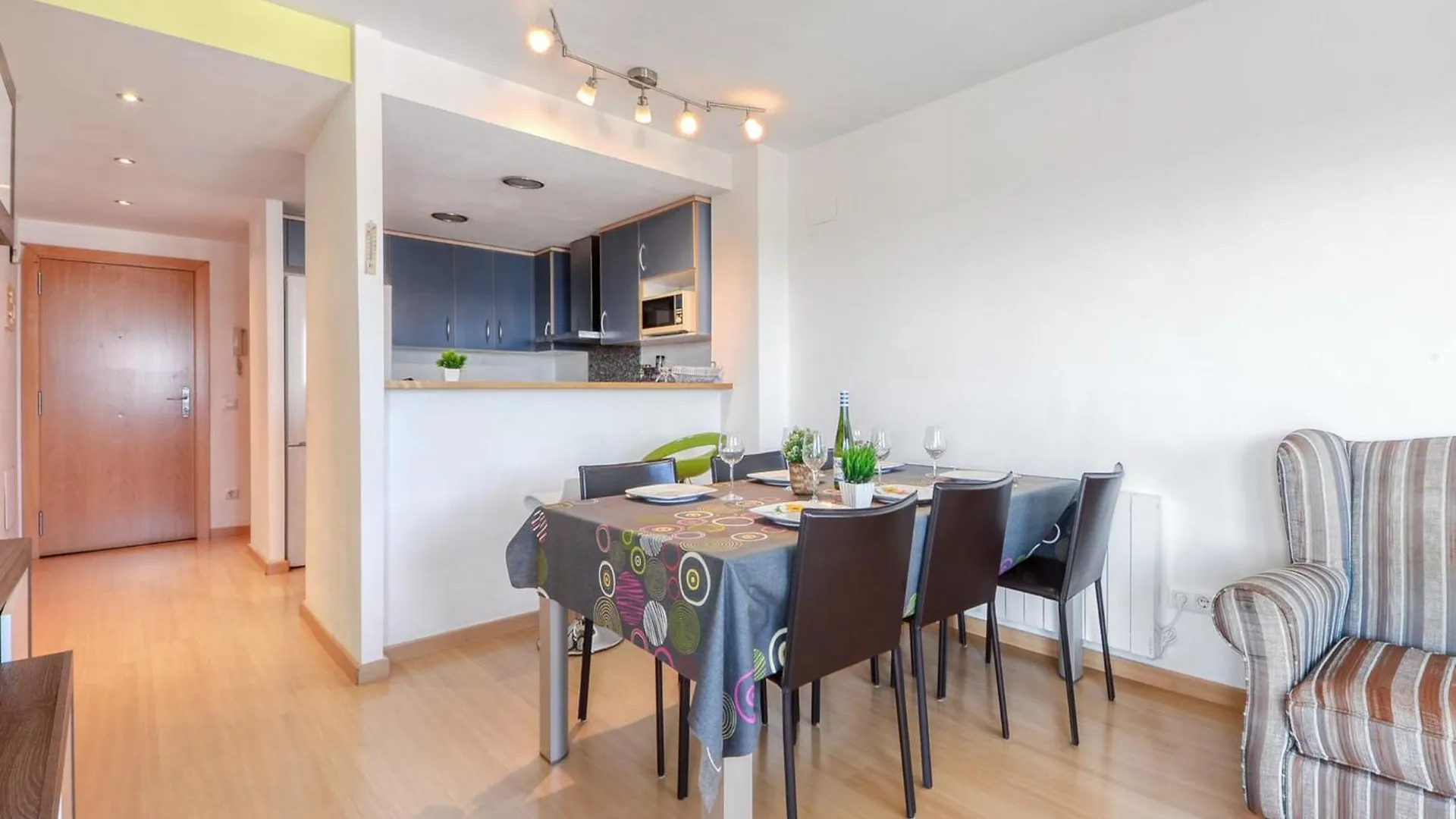 Apartment With Scenic View Empuriabrava 0*,  Spagna